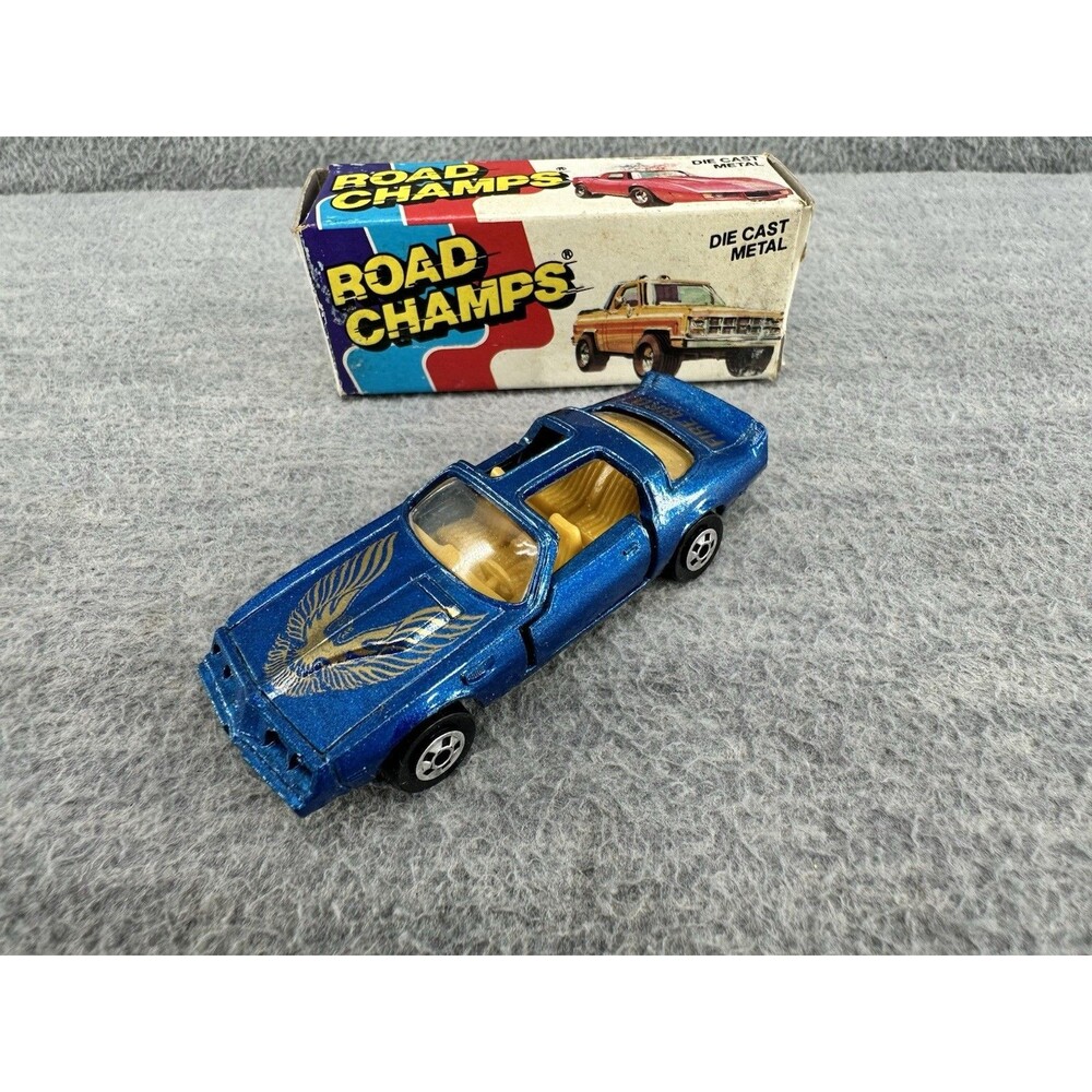 ROAD CHAMPS Die Cast #65 Turbo Trans AM 80 Metallic Blue Fird Bird Car